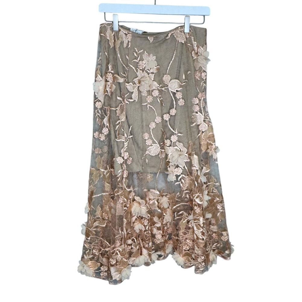 Dress The Population 2 Piece Set Womens M Beige Floral Embroidered Top Skirt - Picture 8 of 12